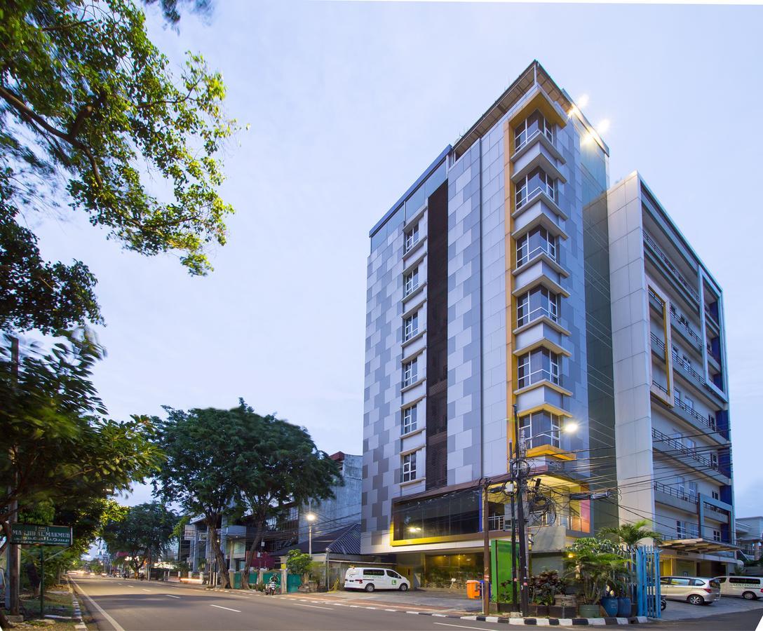 Hotel Reddoorz Near Roxy Yakarta Exterior foto